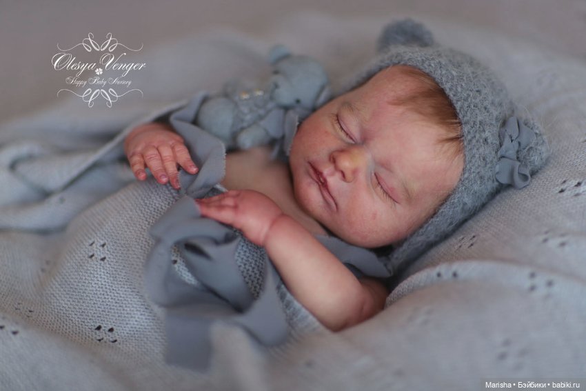 Courtney asleep, автор прототипа Олеся Венгер (фото 3)