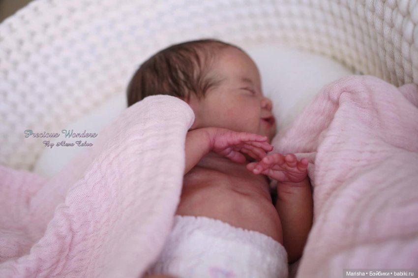 Twyla скульптора Laura Lee Eagles, автор прототипа Alexa Calvo