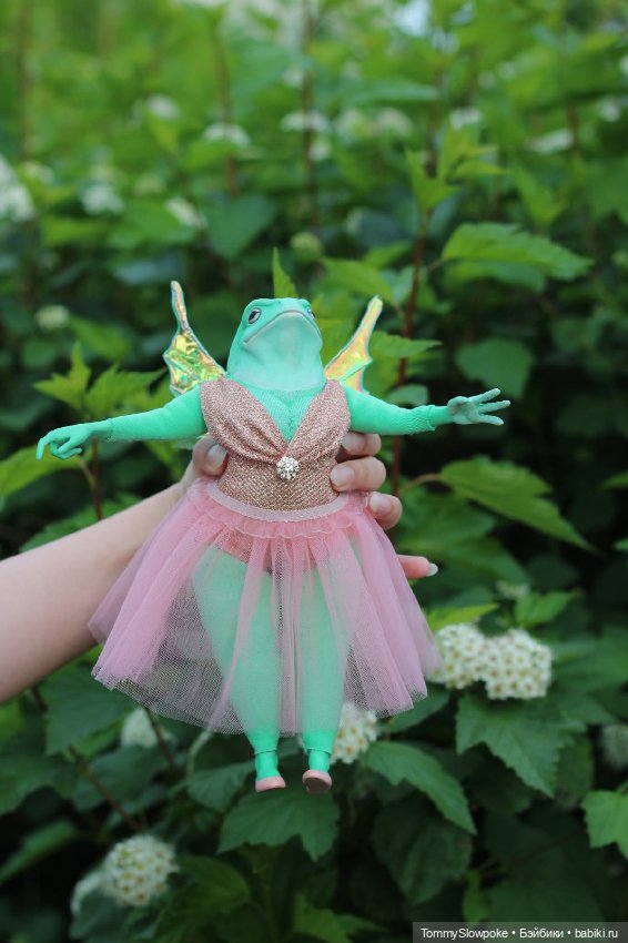 Фантастические лягушки — Авторские игрушки из разных материалов: синельная проволока (фото 9)