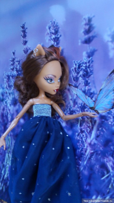 Фото Монстер Хай Клодин (42см) в платье и костюме из детской юбки