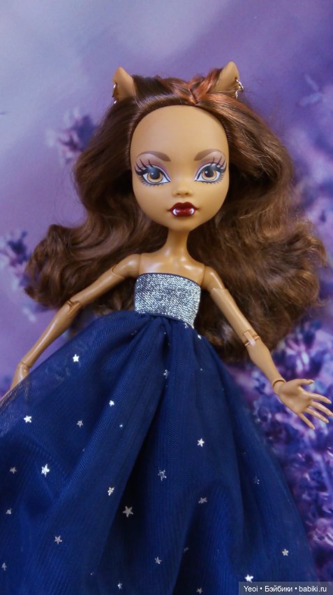 Фото Монстер Хай Клодин (42см) в платье и костюме из детской юбки