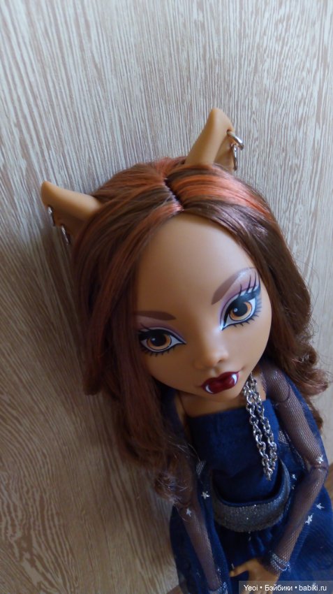 Фото Монстер Хай Клодин (42см) в платье и костюме из детской юбки (фото 8)