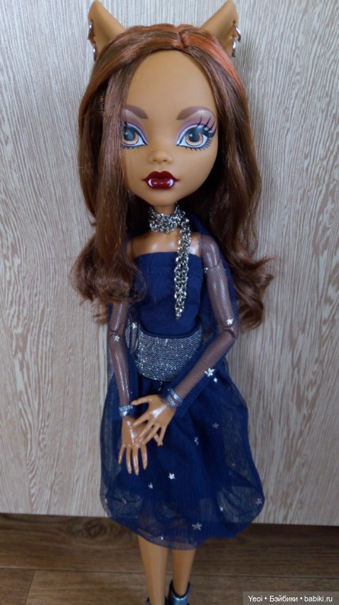 Фото Монстер Хай Клодин (42см) в платье и костюме из детской юбки (фото 7)