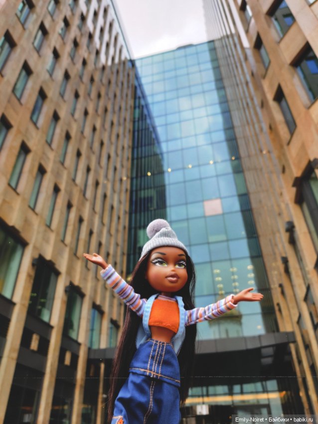 Сашка в городе — Куклы Bratz (Братц) и Moxie Girlz: MGA (фото 7)