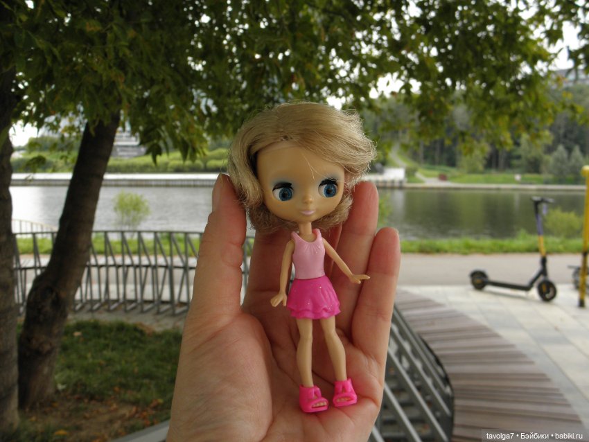 Blythe Petite от Takara на телах Polly Pocket (фото 8)