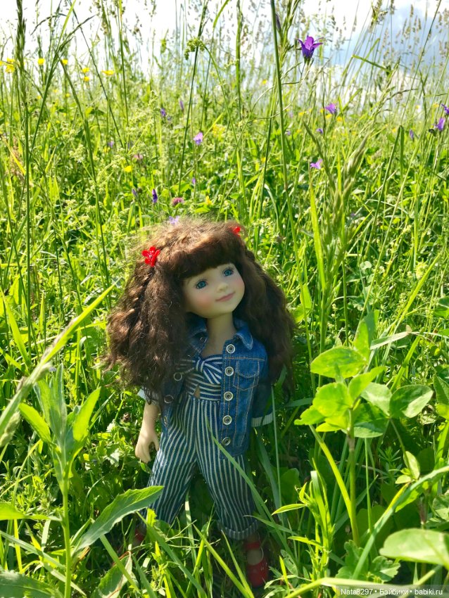 Белла и люпины. Куколка Ruby Red