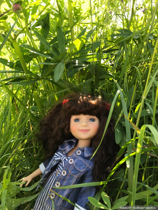 Белла и люпины. Куколка Ruby Red (фото 3)