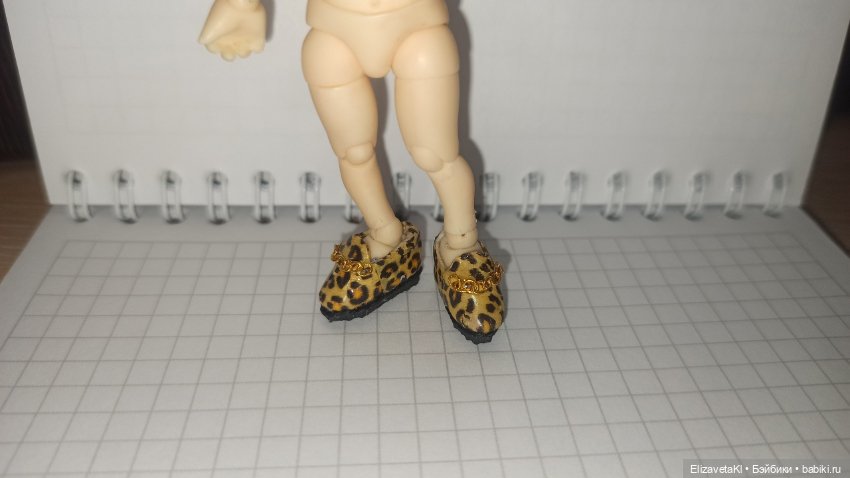 Обувь на маленьких человечков realpuki