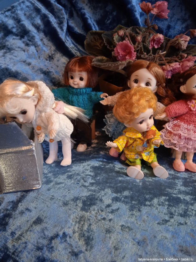 Занятие детском саде или знакомство с новой девочкой