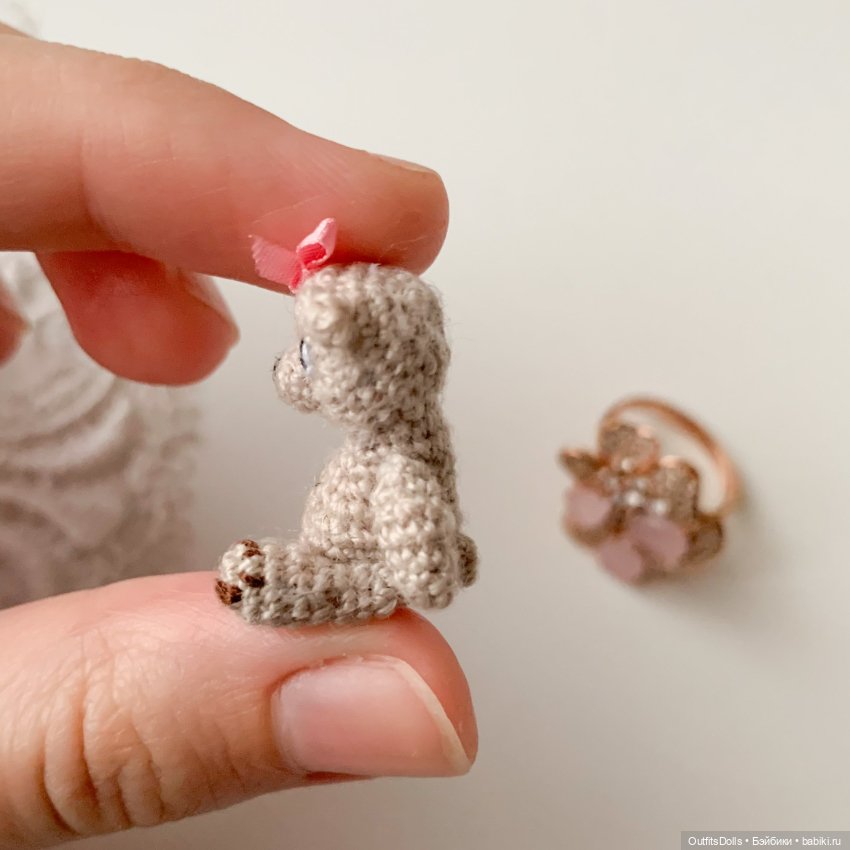 Прелестная миниатюрная девочка (фото 3)