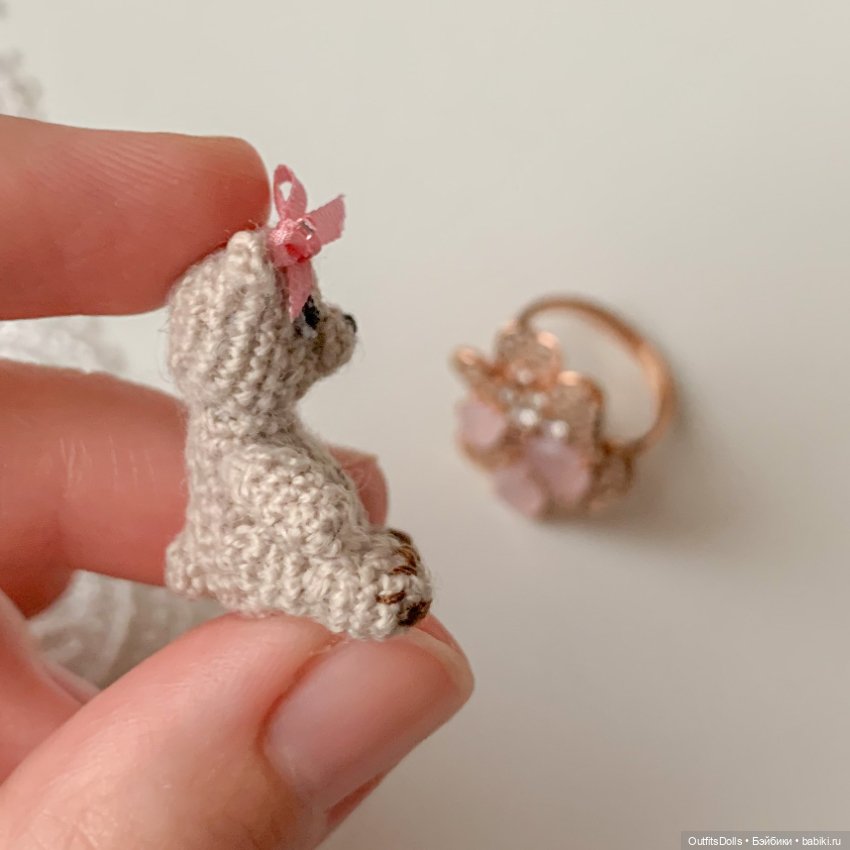 Прелестная миниатюрная девочка (фото 5)