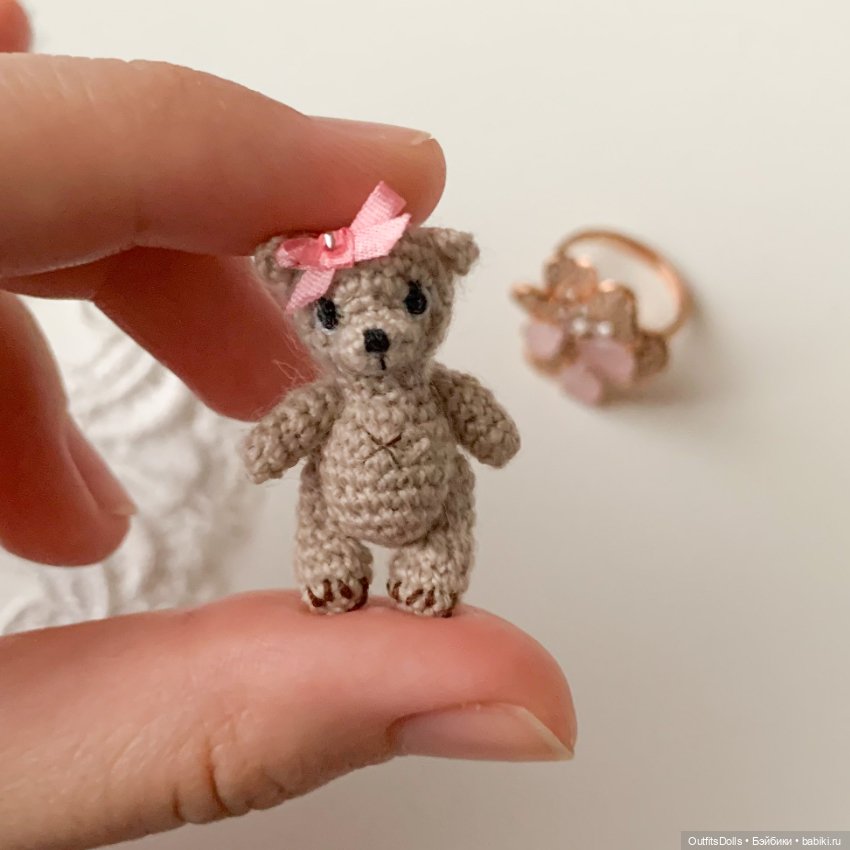 Прелестная миниатюрная девочка (фото 6)