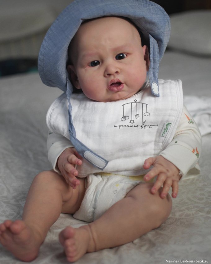 Blue Sparrow от Doris Moyers Hornbogen, автор прототипа Precious Paz