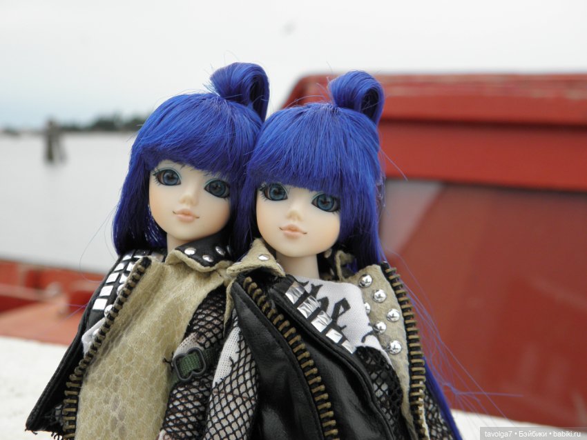 J-Doll Andrassy ave. На острове Бурано в Венеции