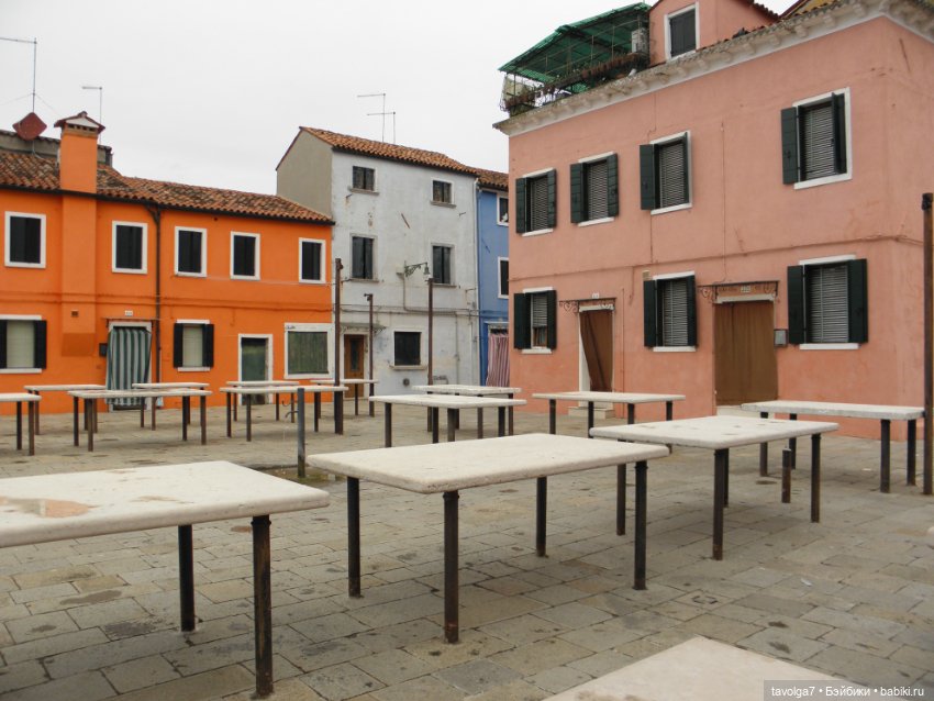 J-Doll Andrassy ave. На острове Бурано в Венеции (фото 6)