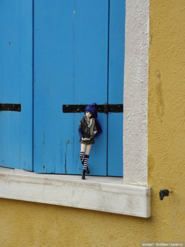 J-Doll Andrassy ave. На острове Бурано в Венеции