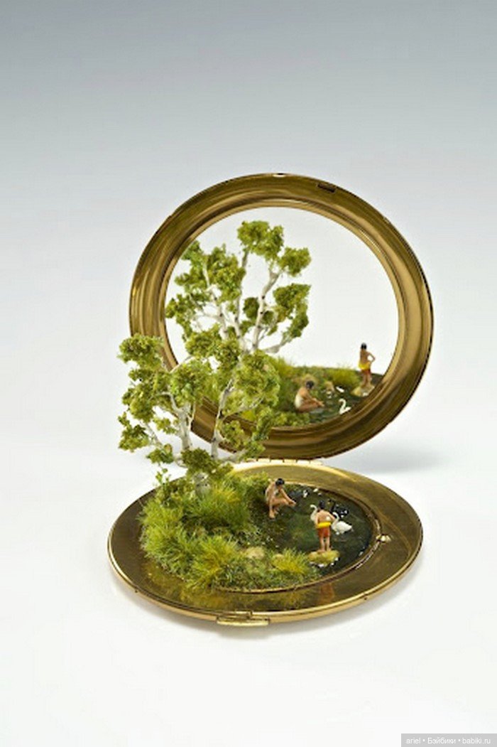 Миниатюрные инсталляции Kendal Murray