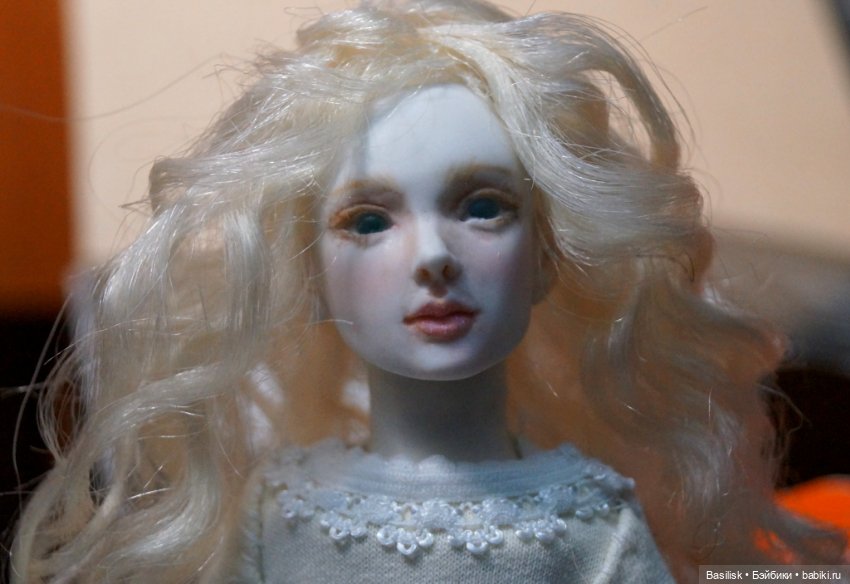 Каркасная кукла. Светлый парик (фото 3)