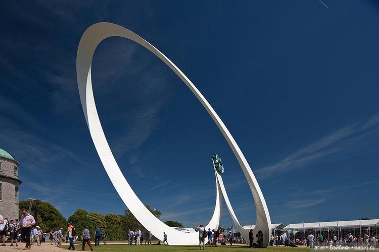 Автомобильные скульптуры от Gerry Judah