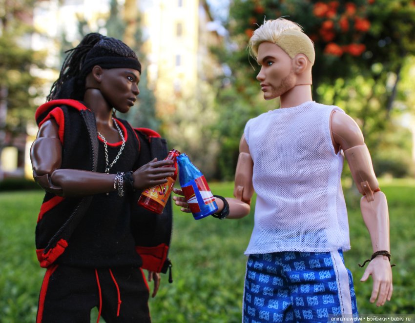 Товарищеский матч — Куклы Barbie (Барби): Looks (фото 8)