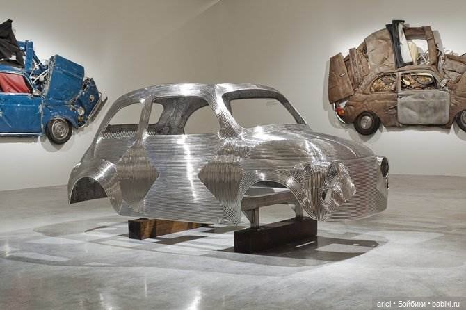 Раздавленные автомобили от автора Рон Арад (Ron Arad)