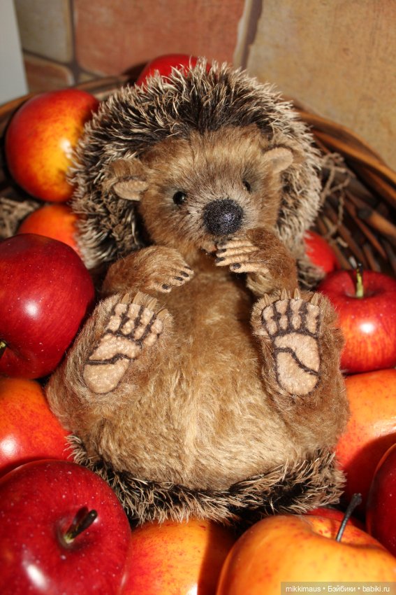 Ёжик с выставки на Тишинке