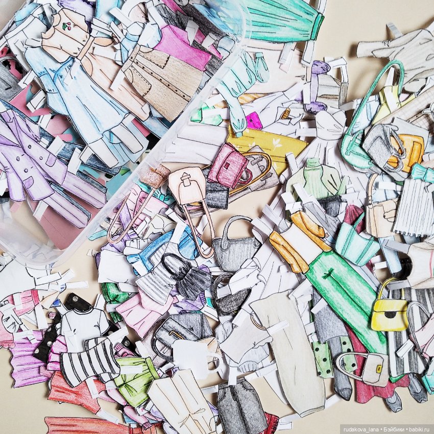 Новые работы — Бумажные куклы с одеждой для вырезания: шаблоны (фото 2)