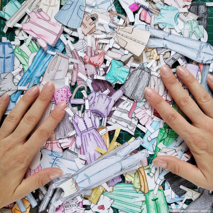 Новые работы — Бумажные куклы с одеждой для вырезания: шаблоны