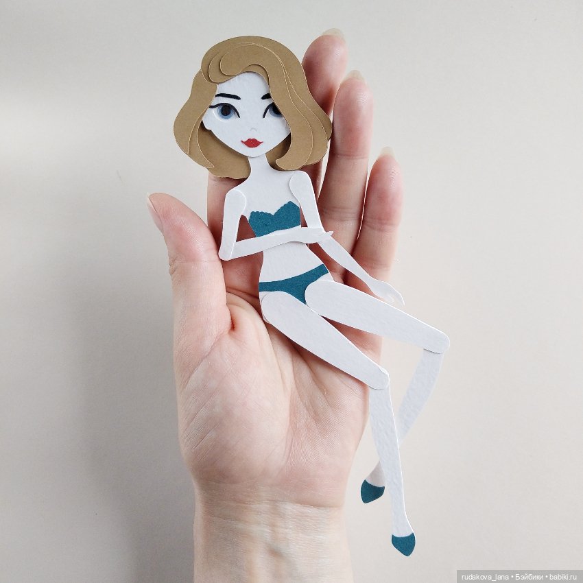 Новые работы — Бумажные куклы с одеждой для вырезания: шаблоны