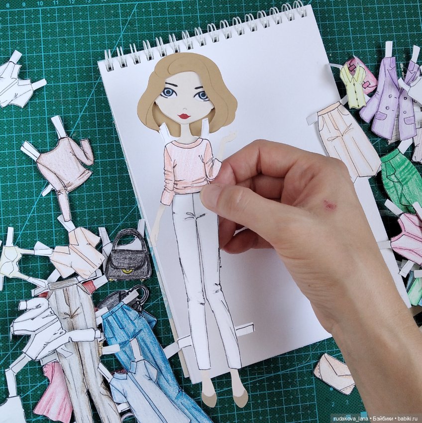 Новые работы — Бумажные куклы с одеждой для вырезания: шаблоны (фото 3)