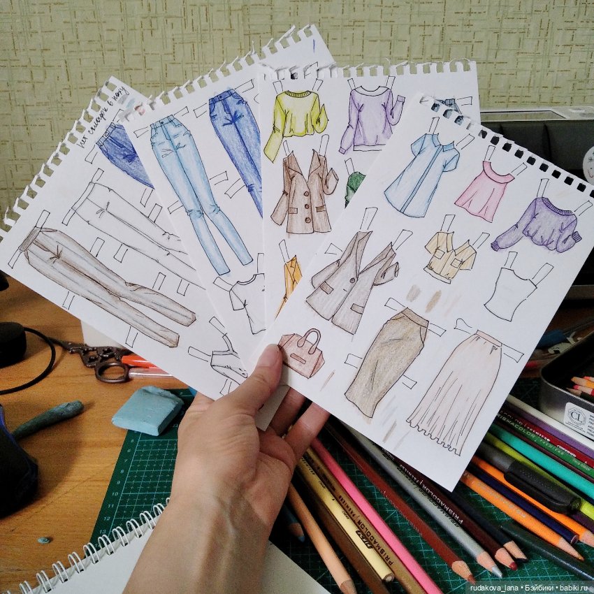 Новые работы — Бумажные куклы с одеждой для вырезания: шаблоны (фото 8)