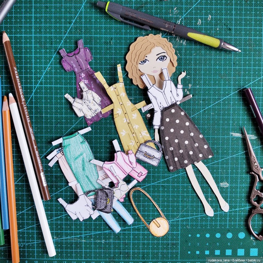 Новые работы — Бумажные куклы с одеждой для вырезания: шаблоны (фото 4)