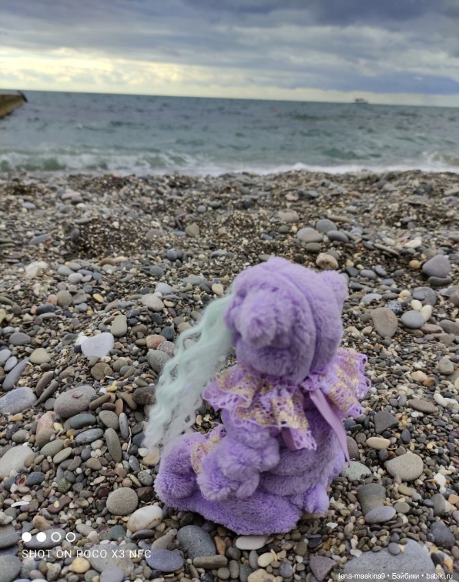 Плюшевые куколки — Авторские игрушки из разных материалов: синельная проволока