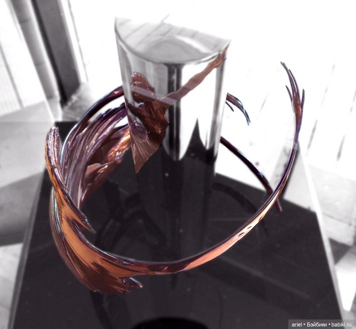 Обман зрения в скульптурах Jonty Hurwitz (фото 9)