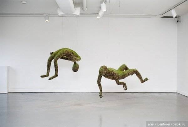 Скульптуры из травы Mathilde Roussel (фото 8)