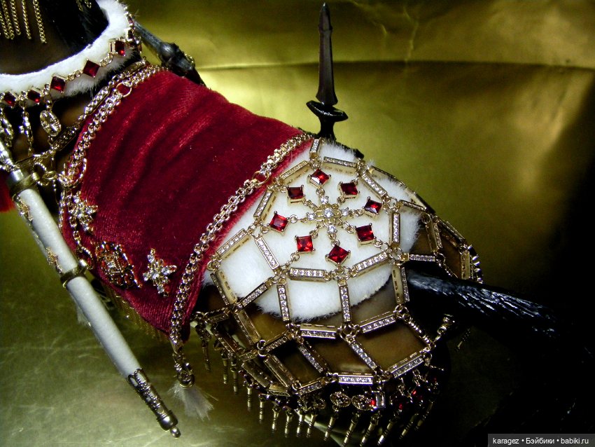 Коллекционная фигурка коня в восточной сбруе (фото 10)