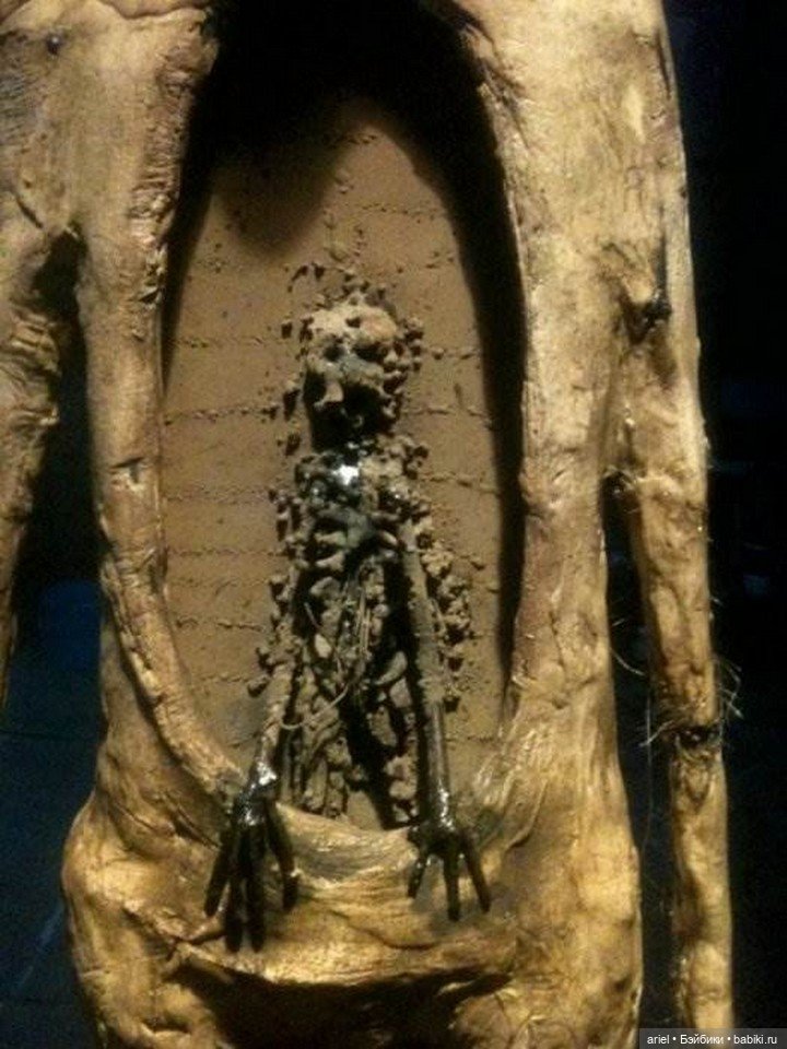 Жуткие скульптуры от автора Olivier de Sagazan (фото 5)