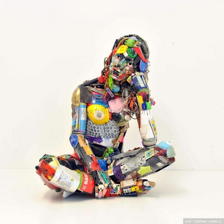 Оригинальные скульптуры из мусора Dario Tironi (фото 3)