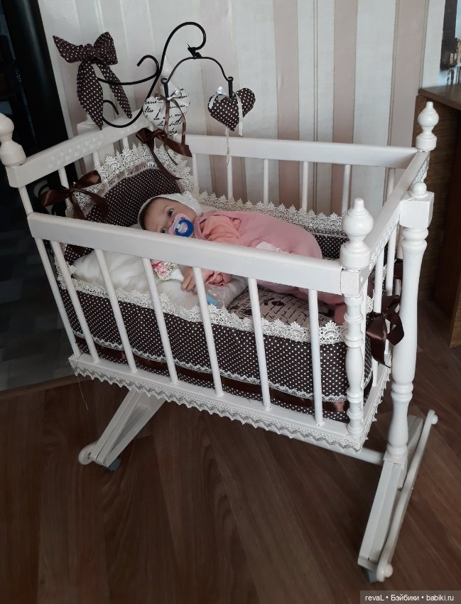 Кроватка для малышек или опять мои неугомонные руки (фото 2)
