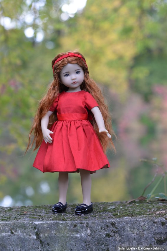 Плачет золотом листьев осень. Куколка Дианы Эффнер