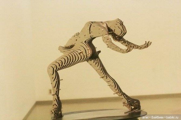 Скульптуры из металла от Chan Girl Park