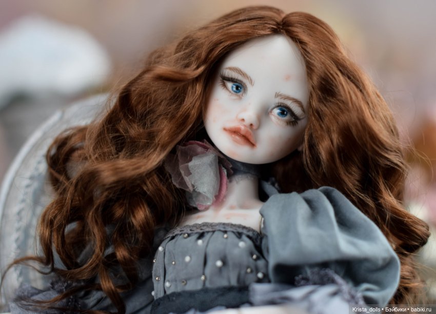 Кукла фарфоровая шарнирная Агата