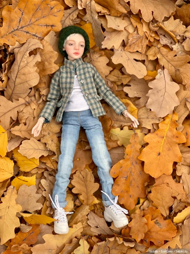 Птички и Наби с Сайей на прогулках этой осенью