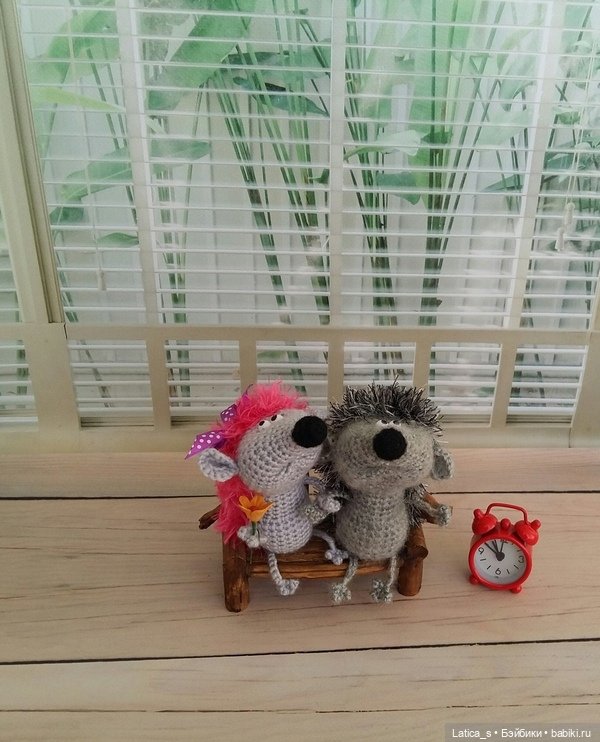Любовь и ёжики — Вязаные игрушки и амигуруми: крючком