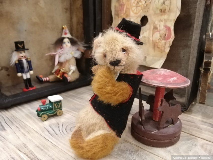 Kaspar мишка-тедди из коллекции "Винтажный цирк"