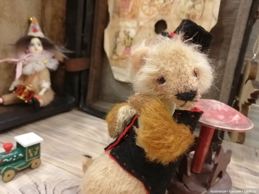 Kaspar мишка-тедди из коллекции "Винтажный цирк"