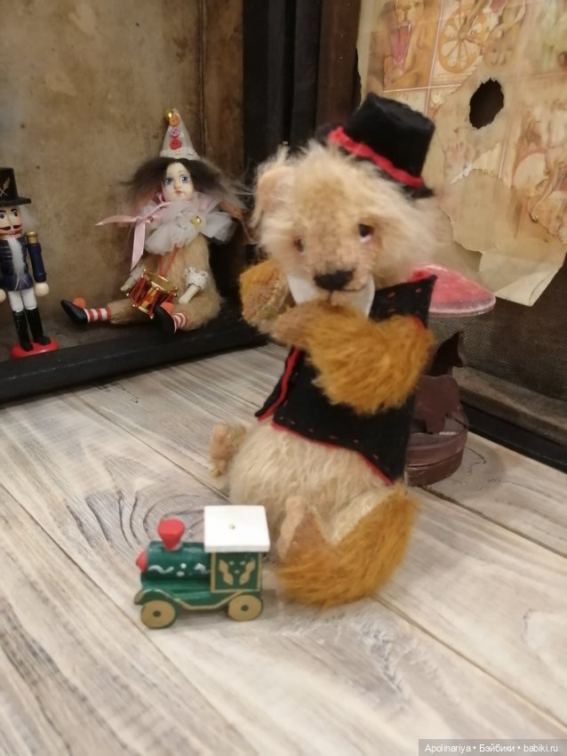 Kaspar мишка-тедди из коллекции "Винтажный цирк"