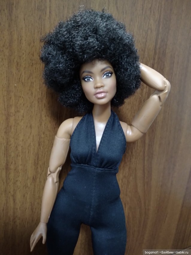 Неожиданная семья — Куклы Barbie (Барби): Looks (фото 2)