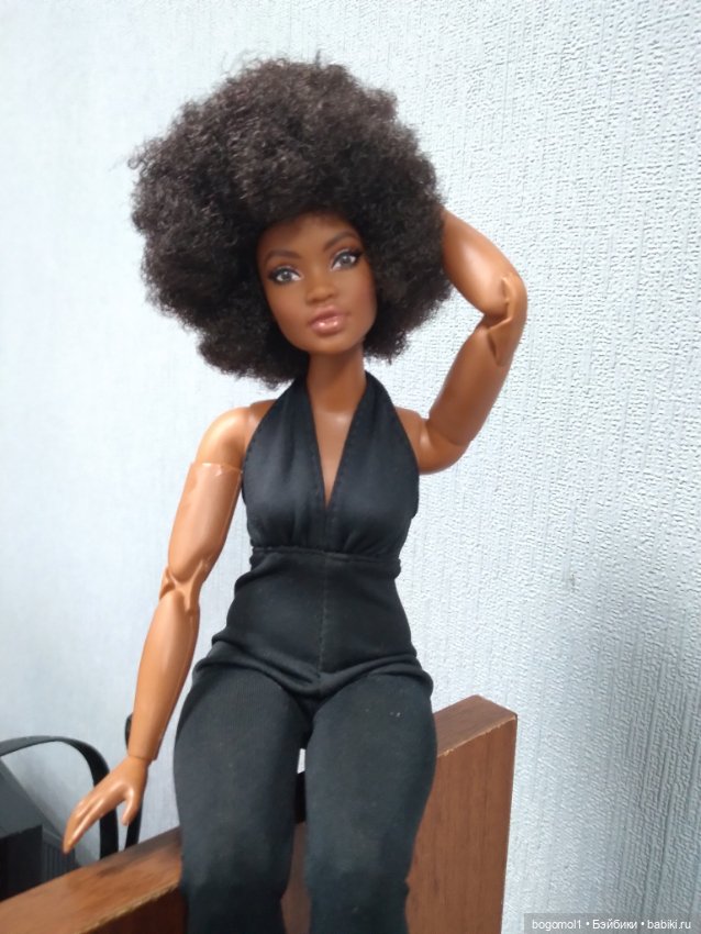 Неожиданная семья — Куклы Barbie (Барби): Looks (фото 3)