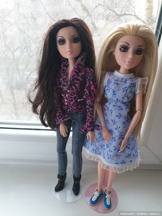 Подставочки для моих куколок Мокси Тинз (фото 5)